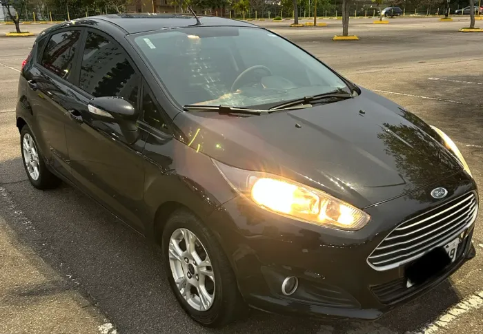 Ford Fiesta SEL 1.6 16V Flex Aut. 5P 2017
