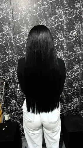 Alongamento de mega hair e tranças