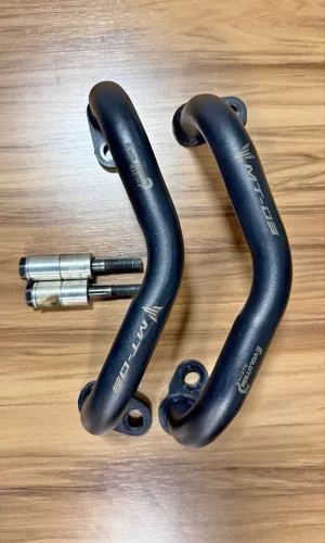 Protetor lateral motor carenagem radiador MT 03