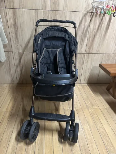 Carrinho de bebê galzerano seminovo