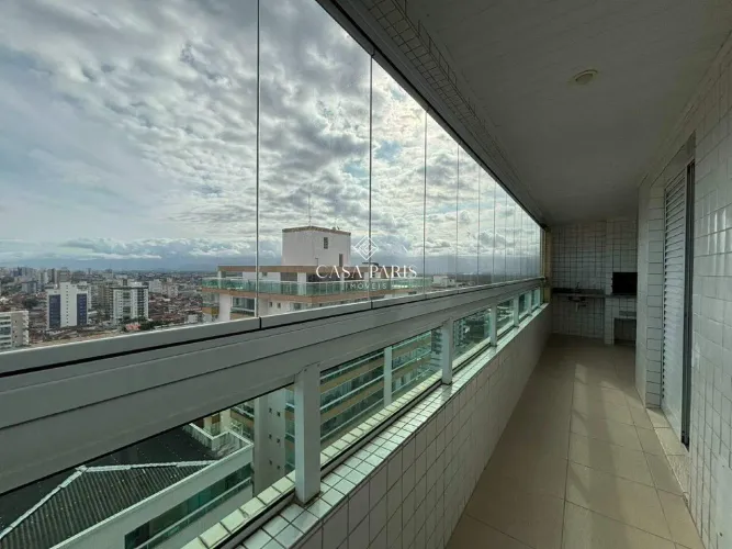 Apartamento à venda na Guilhermina com 3 quartos, suíte, varanda gourmet e 2 vagas