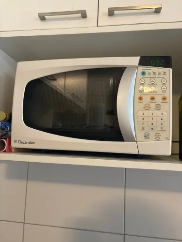 Micro-ondas Electrolux - Excelente Estado