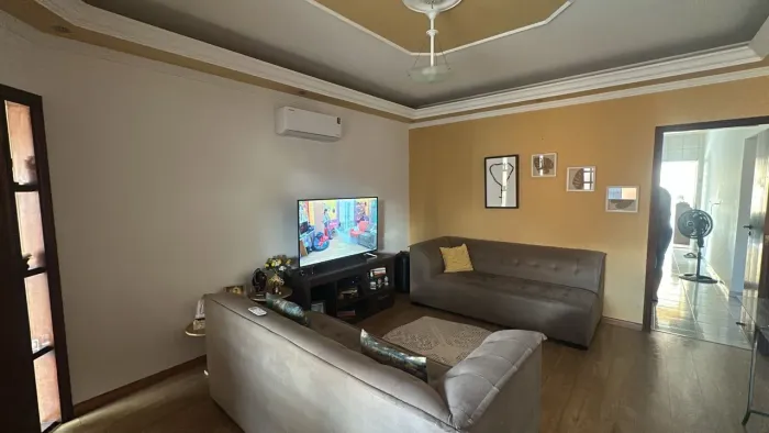 Troco casa por Ap em Sorocaba // venda