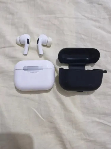 Fone + Case e Capa para AirPods Pro