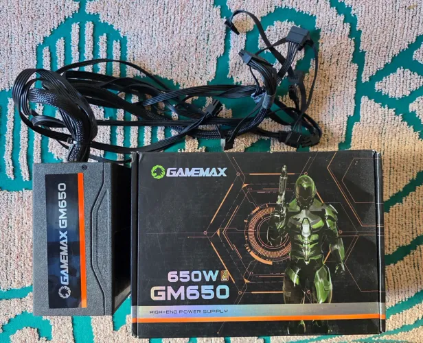 Fonte Gamemax GM650 650W Plus Bronze