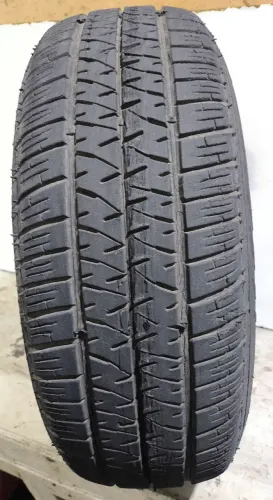 Pneu Aro 15 195/65/15 Bom Estado Remold Quase Novo Pneu 195/65/15 Remold 119,00 AC Cartão