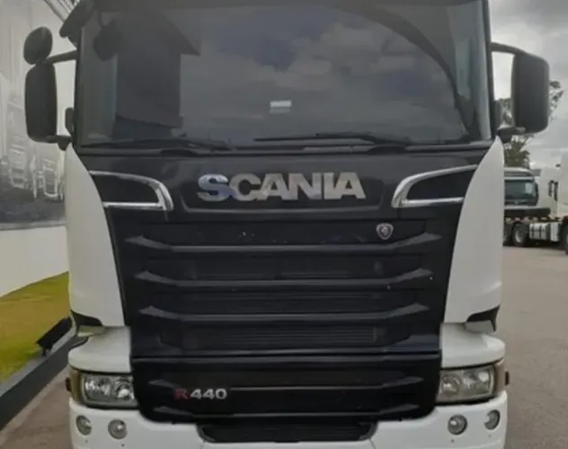 Scania R440 6X4 2015.