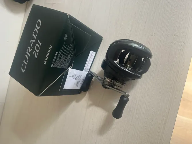 Carretilha Shimano curado 201