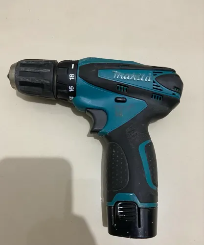 Furadeira e parafusadeira makita 