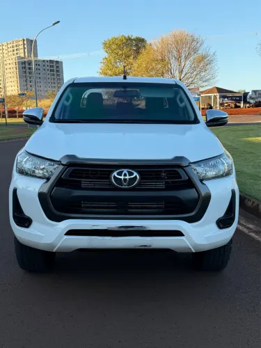 Toyota Hilux CD 4X4 2.8 Diesel Mec. 2022