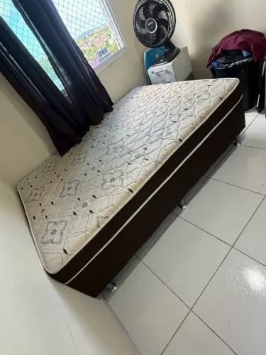 Cama casal novíssima 