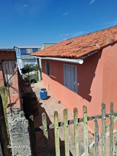 Casa a venda em Torre de Pedra km167 da castelo branco próximo a tatui
