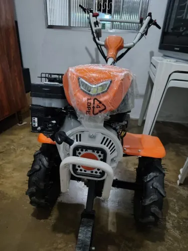 TRATORITO / MOTO-CULTIVADOR (STIHL)