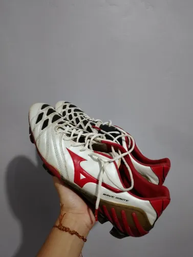 Chuteira Mizuno Wave Ignite tamanho 41
