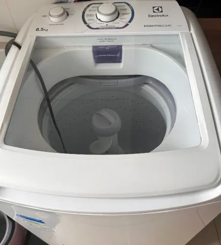 Máquina de Lavar Electrolux Essential Care 8,5kg - Pouco USo