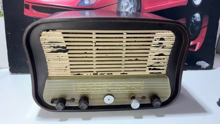 Rádio antigo mullard baquelite Válvulado