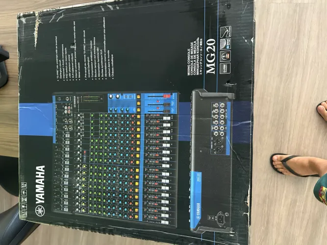Mesa de som MG20 yamaha 