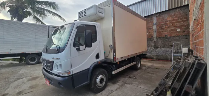 PASSO CAMINHÃO ACELLO 1016 BAU REFRIGERADO PRATELEIRA VUC 2018