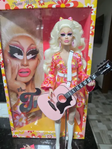 Boneca Trixie Mattel Drag Race Integrity Toys