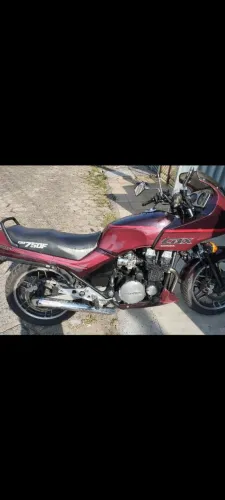 CBX 750 7 galo