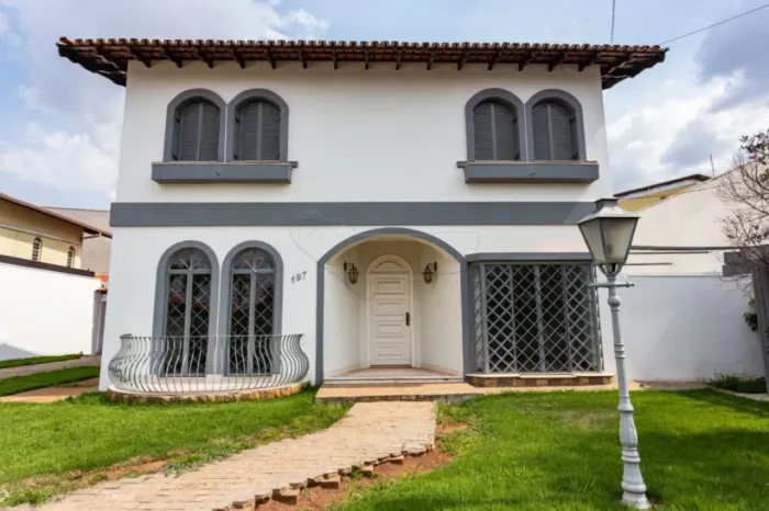 Casa Comercial Com 5 Salas Inviduais Para Locação Na Vila Paraíso Em Limeira/Sp