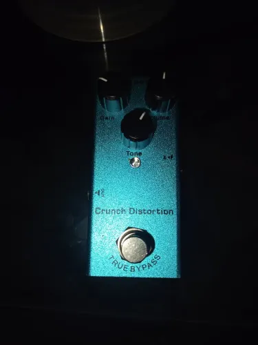 Pedal Crunch Distortion R$ 70,00