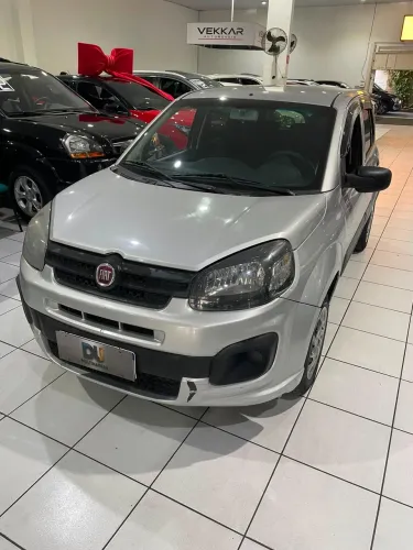 Fiat Uno WAY Celeb. 1.4 EVO Fire Flex 8V 2P 2021