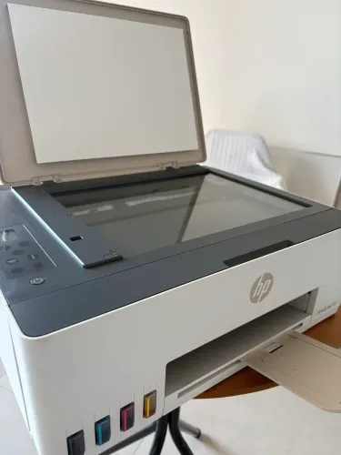 Impressora HP Branca menos de 1 ano de uso. Perfeita!