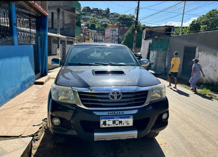 Toyota Hilux CD SRV D4-d 4X4 3.0 TDI Diesel AUT 2014