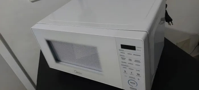Microondas Midea 20L Seminovo