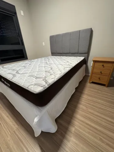 Cama ortobom de casal com colchão