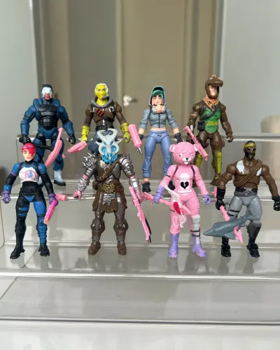 Combo Fortnite 8 bonecos Miniaturas action figures