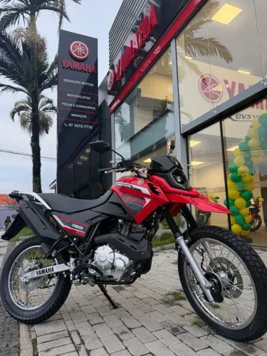 Crosser Z zero km