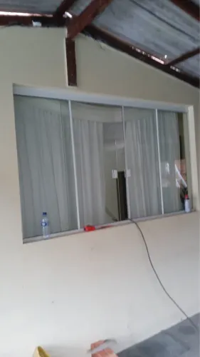 Janela de vidro 2,00 x 1,20
