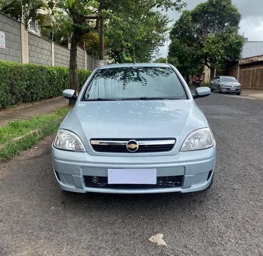 Chevrolet Corsa Hat. Premium 1.4 8V Econoflex 5P 2010