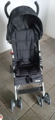Vendo carrinho de bebê- Kolcraft / R$400,00
