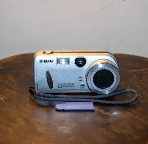 camera cybershot sony mpemovie vx dsc-p52