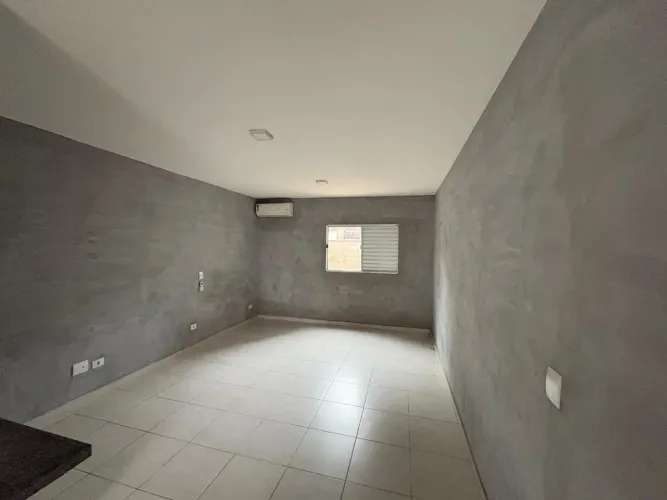 Kitnet com 1 quarto para alugar, 26 m² por R$ 700/mês - Vila Falcão - Bauru/SP