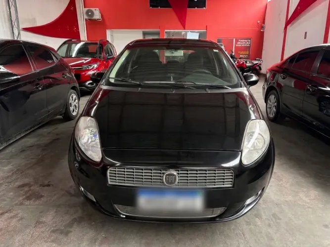 Fiat Punto Essence 1.8 Flex 16V 5P 2011