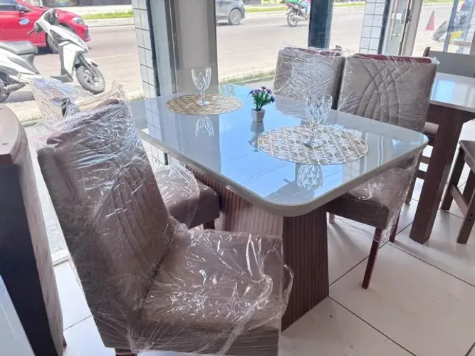 mesa de jantar luxuosa 4 lugares entrega imediata