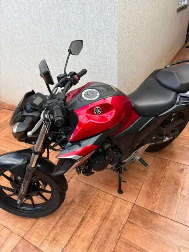 VENDE-SE FAZER YAMAHA 250CC