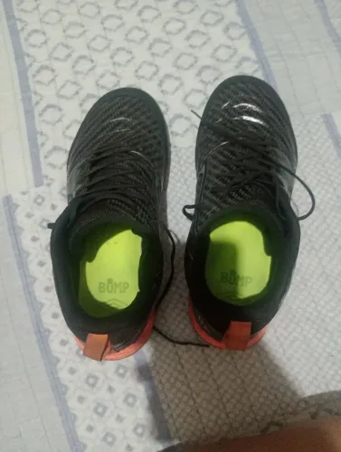 Tênis Futsal Pro 5 bump com 1 mês de uso