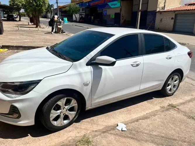 Chevrolet Onix Sedan Plus Premier 1.0 12V TB Flex Aut. 4P 2020