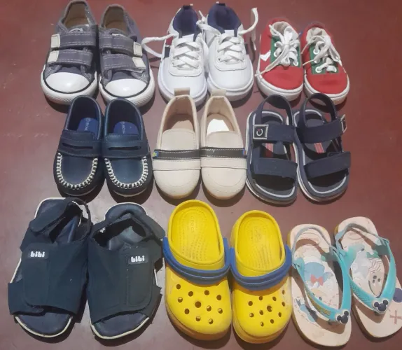 Sapatinhos de bebê $70 todos eles. Para bebês entre 8 meses a 1ano
