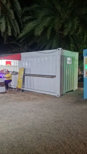 Container 