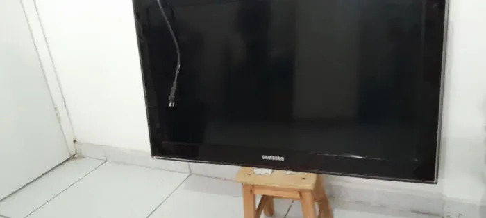 TV Samsung 29" tela plana