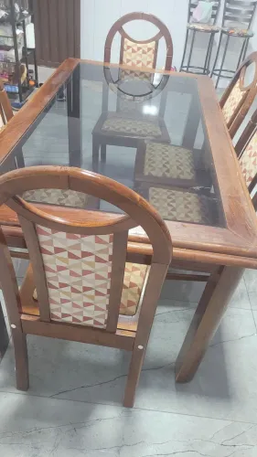 Mesa em mogno 