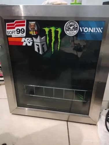 Mini geladeira Monster Energy porta de vidro personalizada