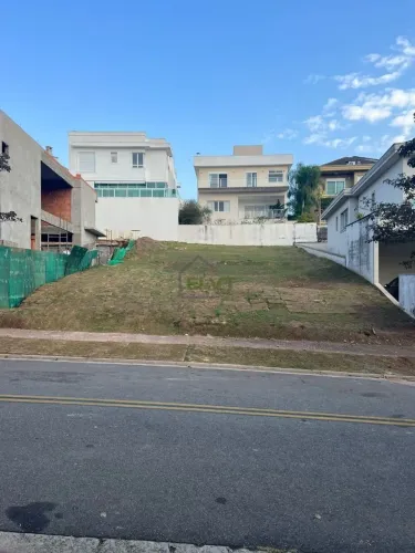 Condomínio Residencial Gênesis I - Casa à venda no Alphaville com 4 quartos