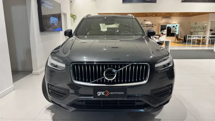 Volvo XC 90 T-6 Momentum 2.0 320cv 5P 2020
